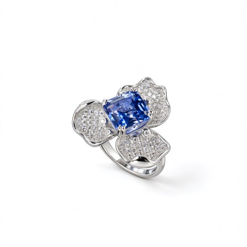 925 Sterling Silver Lab-Created Cornflower Blue Sapphire Ring | Oval Brilliant Cut | Baguette-Accent Shoulders