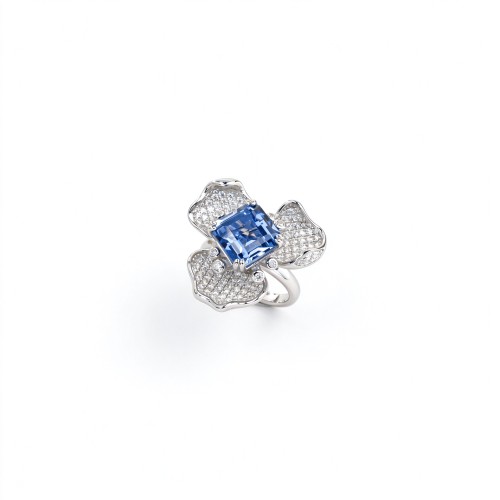 925 Sterling Silver Lab-Created Cornflower Blue Sapphire Ring | Oval Brilliant Cut | Baguette-Accent Shoulders