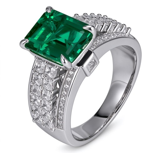 925 Sterling Silver Lab-Created Emerald Ring | Pear-Cut Green Gemstone | Elegant Fine Jewelry