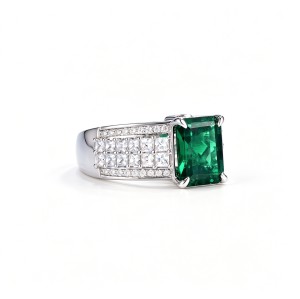 925 Sterling Silver Lab-Created Emerald Ring | Pear-Cut Green Gemstone | Elegant Fine Jewelry
