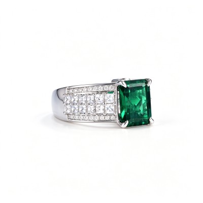 925 Sterling Silver Lab-Created Emerald Ring | Pear-Cut Green Gemstone | Elegant Fine Jewelry