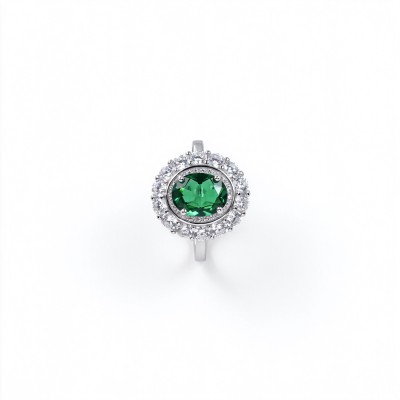 925 Sterling Silver Lab-Created Emerald Ring | Oval-Cut Green Gemstone | Timeless Elegance
