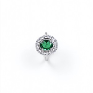 925 Sterling Silver Lab-Created Emerald Ring | Oval-Cut Green Gemstone | Timeless Elegance