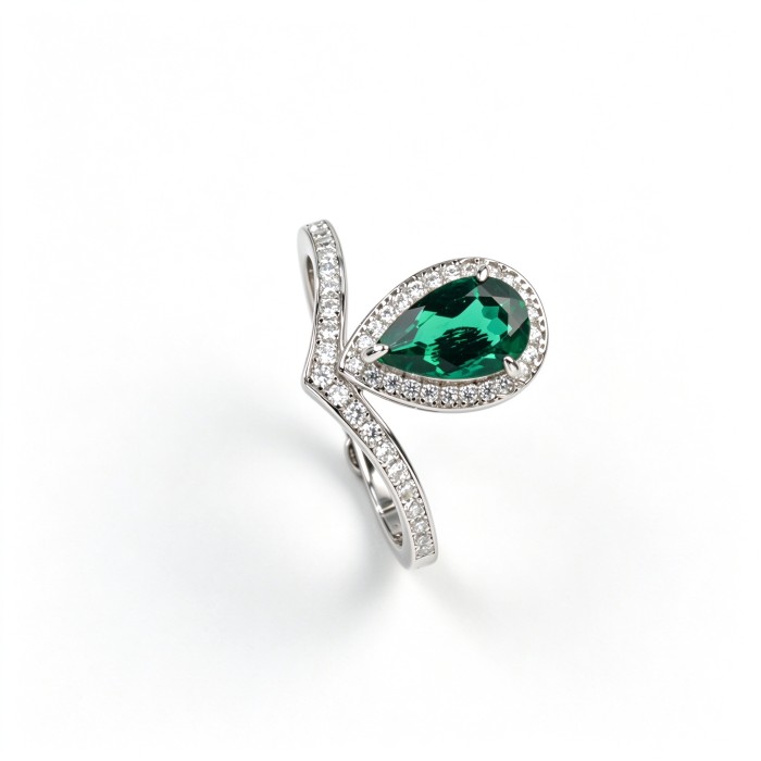 925 Sterling Silver Lab-Created Emerald Ring | Pear-Cut Green Gemstone | Elegant Fine Jewelry
