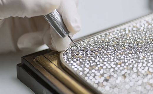 Choosing rhinestones