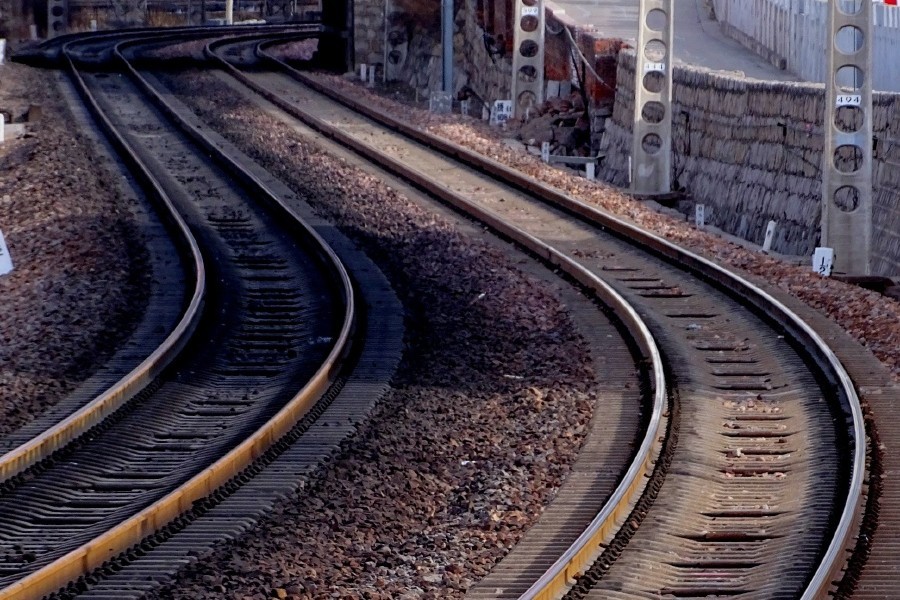 O Guia Definitivo para o Desgaste Lateral dos Trilhos: Da Análise da Causa Raiz à Mitigação Eficaz para Maior Segurança e Longevidade