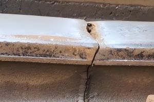 What are rail defects? What are the solutions?