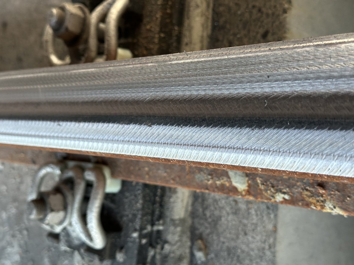 Molaton vs Norton Railway Grinder Wheel for Loram | Full-Dimension Comparison