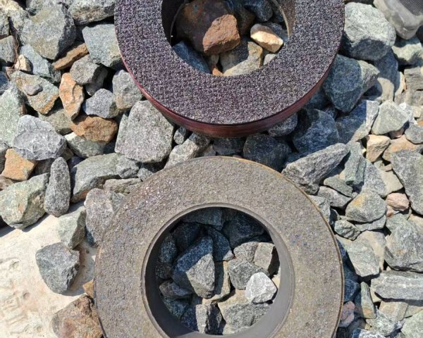 Hot-Pressed vs Cold-Pressed Railway Grinder Wheels: 5 Critical Test Comparisons