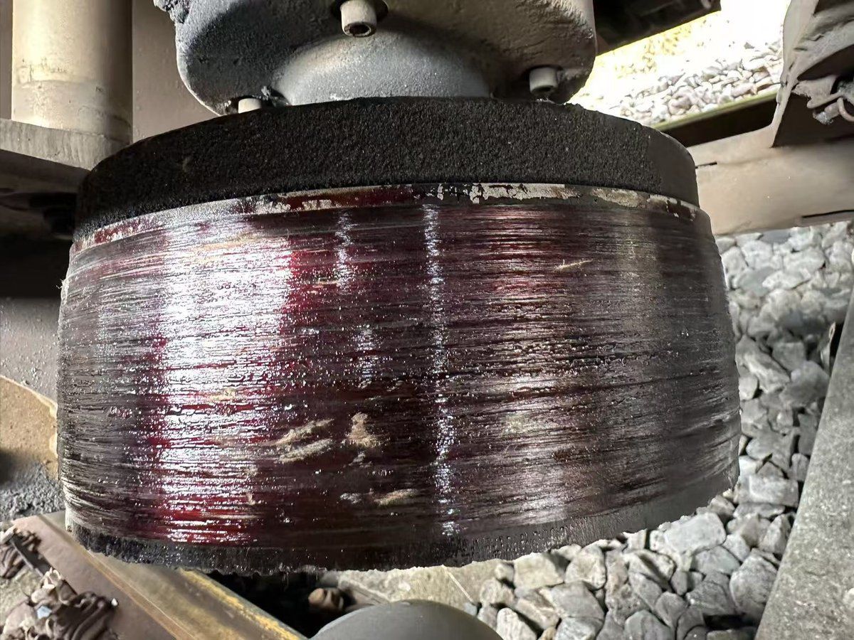 Molaton rail grinding wheel close-up