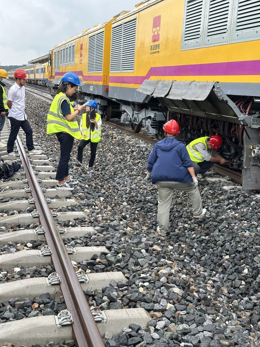 rail grinding companies grinding train in service operation