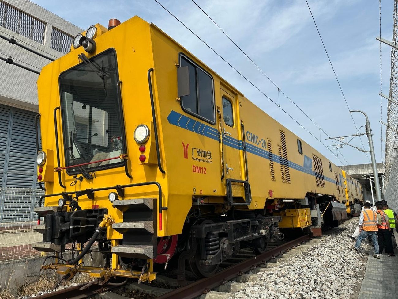 rail corrugation grinding machine and wheel selection