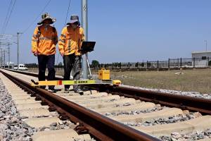 Écartement des rails et gabarits ferroviaires : Mesurer correctement la géométrie des voies