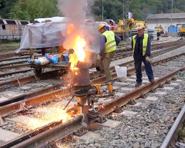 Railroad Construction Company: Scope, Qualification and How to Select One