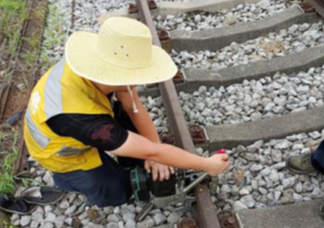 Adjustable Integrated Drilling Machine