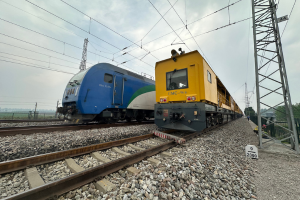 Railwaycare provides polishing services at the jinan Railway Bureau in China