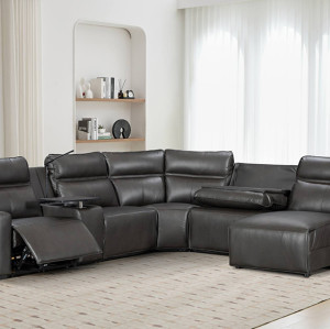 Spacious and Comfortable Recliner  Sectional with Storage Chaise