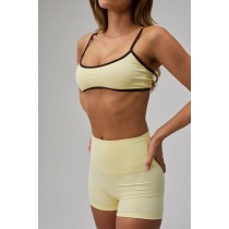 Custom Contrast Trim Sports Bras  Soft Fabric Yoga Set for Women – Wholesale Manufacturer in China, Perfect for Fitness and Activewear Brands