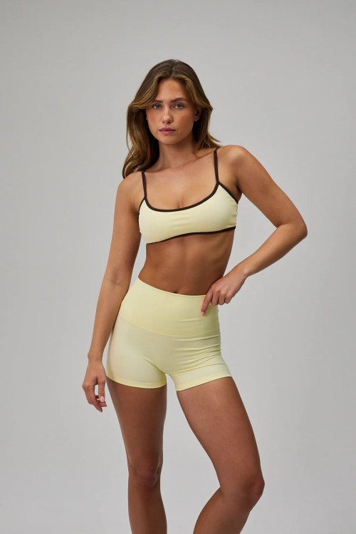 Custom Contrast Trim Sports Bras Soft Fabric Yoga Set for Women – Wholesale Manufacturer in China, Perfect for Fitness and Activewear Brands