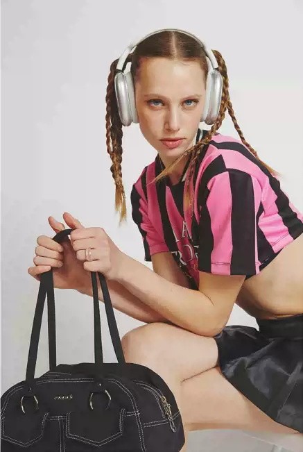 Custom Crop Soccer Y2K Sport American Letter Graphics Number Print Soccer Tee Crop Football T Shirts Jersey Wholesale