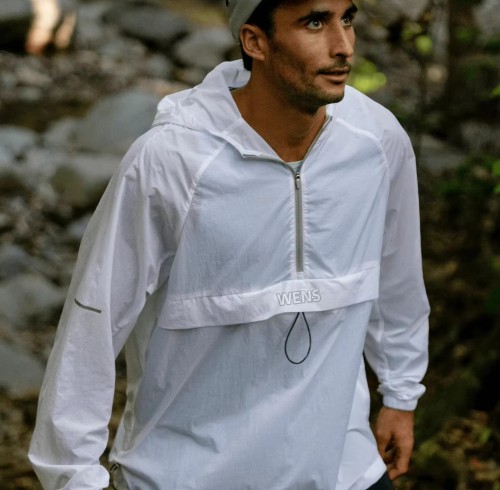 Men's Lightweight Hiking & Running Anorak Thin Breathable Zip-up Rain Windbreaker Jacket with Stand Collar Clothing Manufacturer