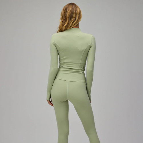 Custom OEM & ODM Long Sleeve and Thumb Strap Yoga Jacket Soft Fabric Yoga Top for Women