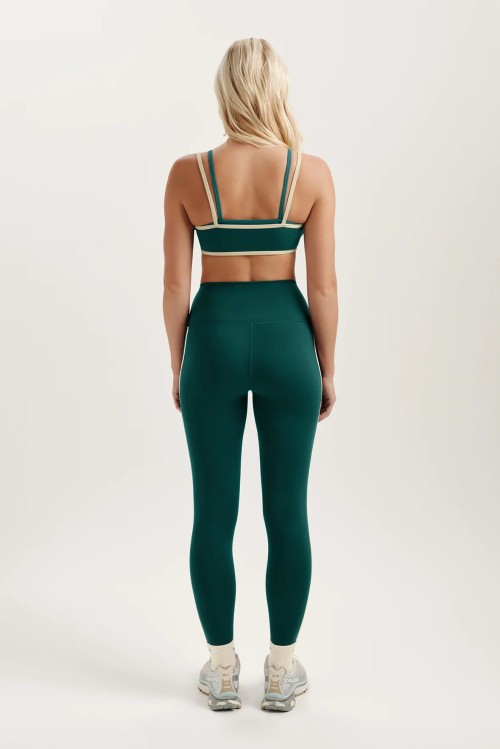 Custom OEM & ODM Contrast Trim Sports Bras and Soft Fabric Yoga Double Layered Bra Wholesale Manufacturer in China