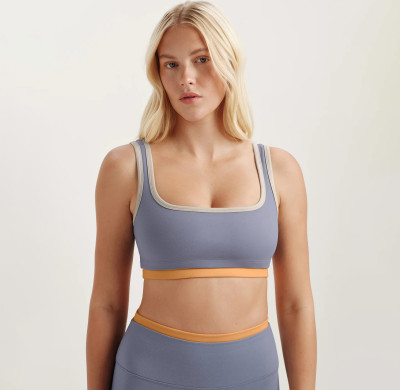 Custom OEM & ODM Contrast Trim Sports Bras and Soft Fabric Yoga Top Wholesale Manufacturer in China