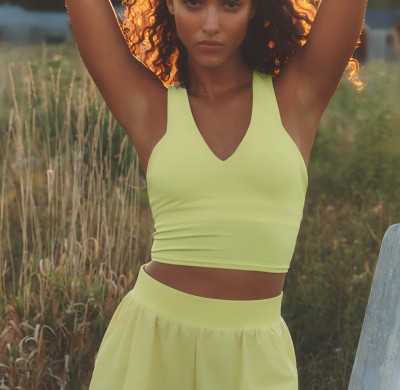 Custom Moisture-Wicking V-neck Wide Straps Real Bra Tank Yoga Top