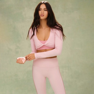 Custom UPF 50+ Twist Front long sleeve Yoga Top Buttery Soft Naked Feel Yoga Leggings