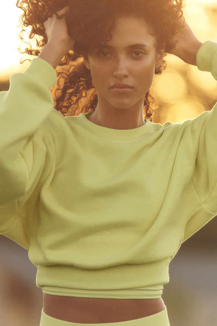 Long Sleeve and Thumb Strap Yoga Jacket