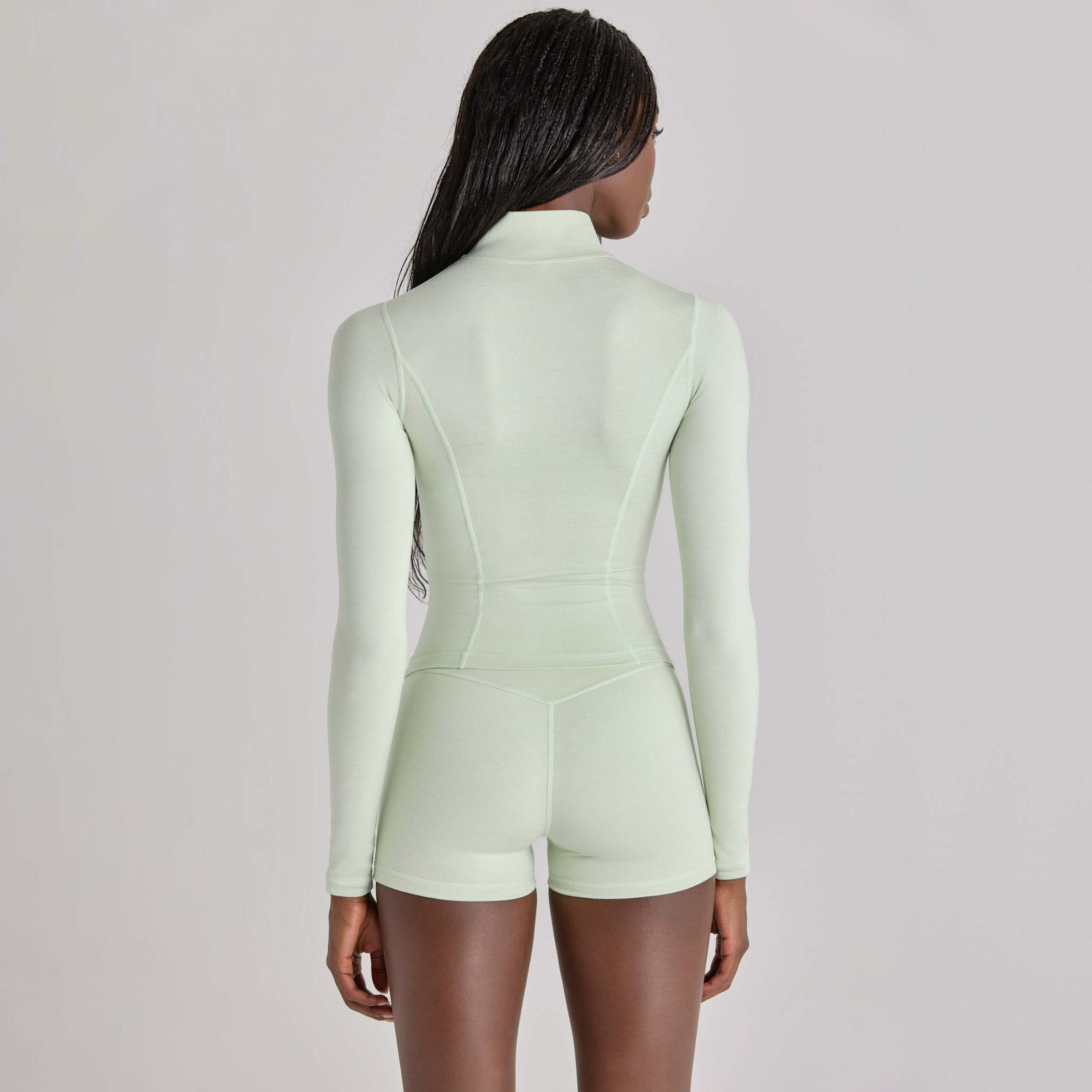 Long Sleeve and Thumb Strap Yoga Jacket