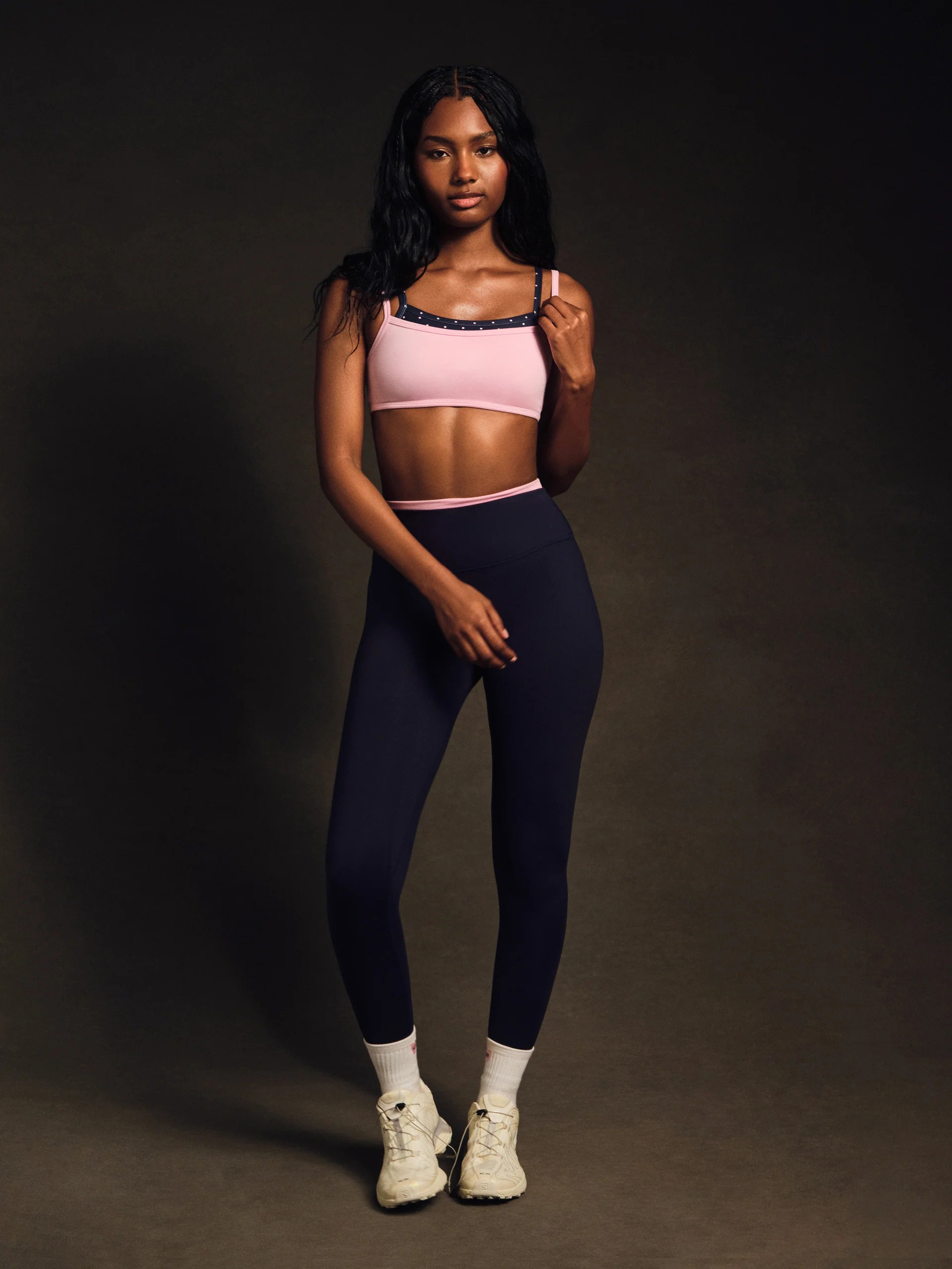Contrast Trim Sports Bras and Soft Fabric Yoga Set