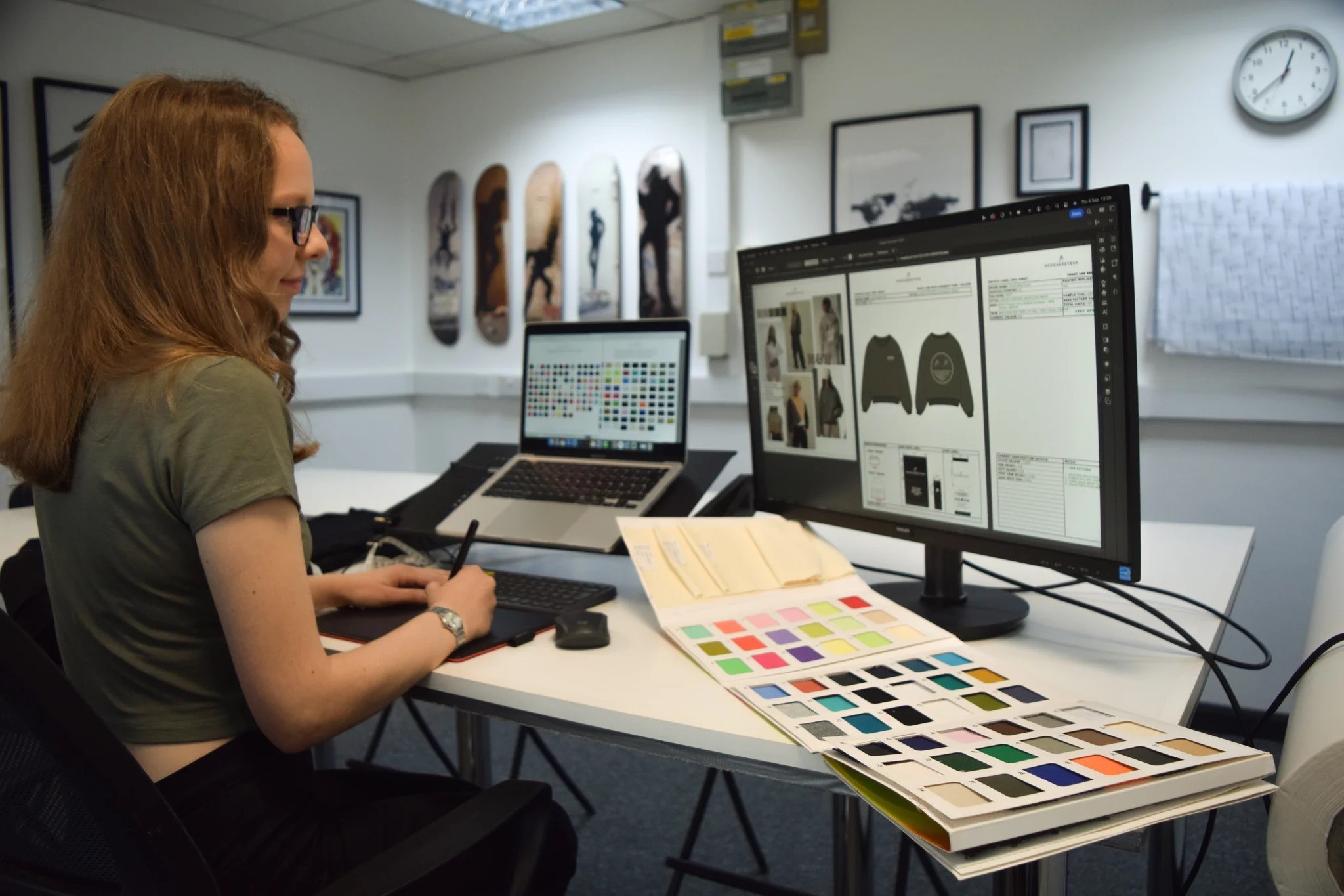 activewear manufacturer-wensfashion
