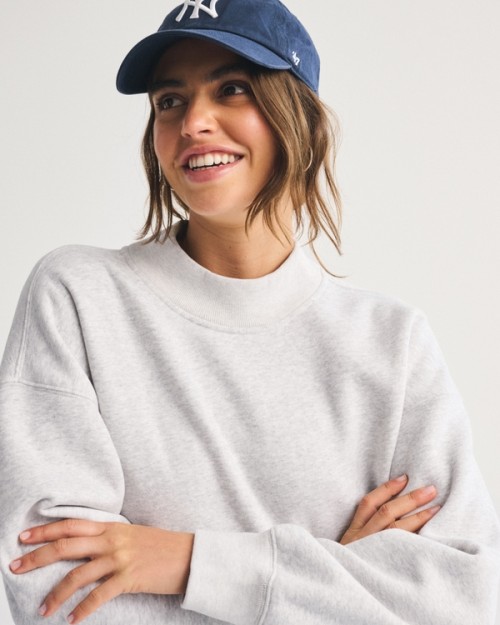 Custom Sunday Mockneck Crew Top | Womens Sportswear Factory Wholesale