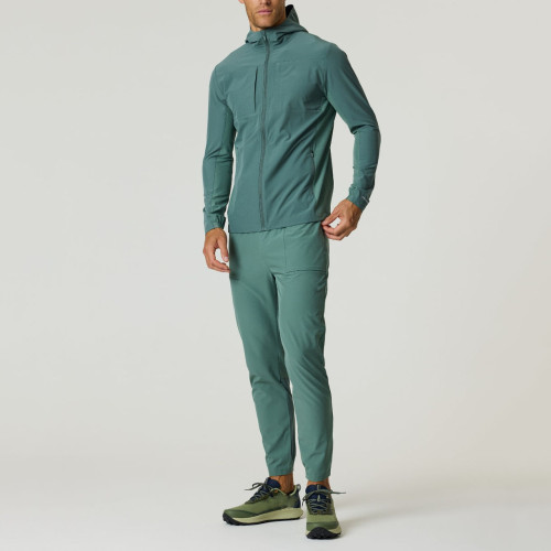 Customized Fitness Apparel Manufacturer | OEM Nylon Spandex Lightweight Reflective Heat Transfer Sports Jacket