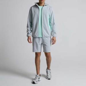 Custom Sports Jackets Manufacturer | Polyester Lightweight Running Jackets for Men