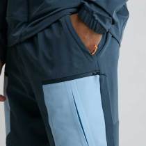 Men's Sports Shorts Supplier |  Activewear Contrasting Side Panels Cargo Pocket Shorts