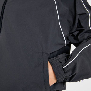 Wholesale Lightweight Retro Tracksuit Top | Bulk High-Performance Activewear Vendor for Premium Labels