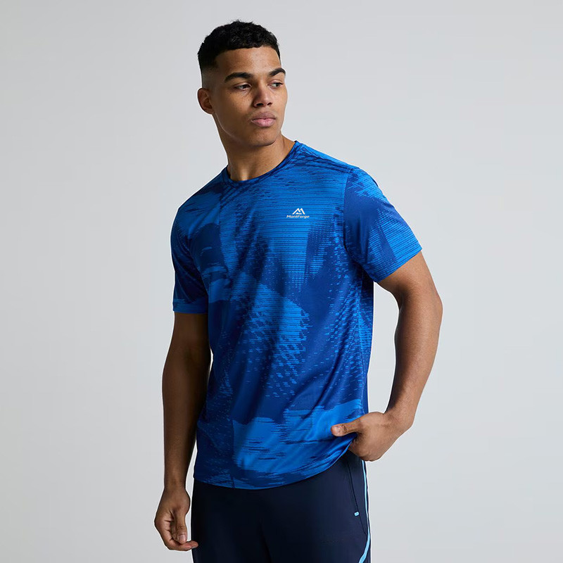 The Ultimate Guide to Manufacturing Custom Merch T-shirts for Influencers & Brands (Part 1): Strategy, Design & Printing | Montforge