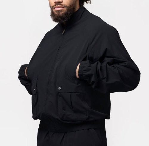 Nylon Windproof Tracksuit manufacturer|Streetwear Sportswear Tracksuit Supplier