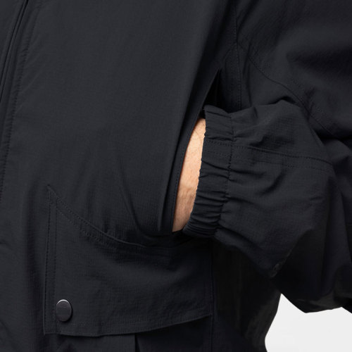 Nylon Windproof Tracksuit manufacturer|Streetwear Sportswear Tracksuit Supplier