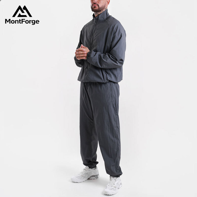 Lightweight Nylon Tracksuit manufacturer