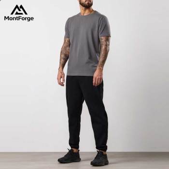 Wholesale Custom Blank Men's Cotton T-Shirt | High Quality Minimalist Men's Casual Athletic Tee Supplier
