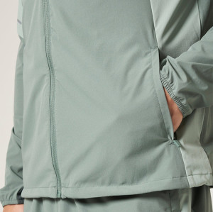 Zip Up Waterproof Jackets Supplier | Mixed Color Lightweight Outdoor Jackets Factory