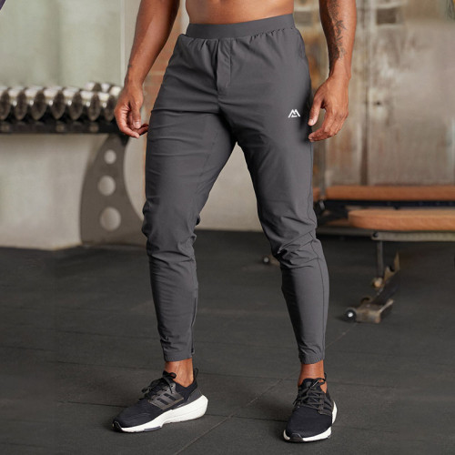 Men’s Technical Joggers Manufacturing Guide: Fabric, Fit & Construction for Private Label Sportswear Brands