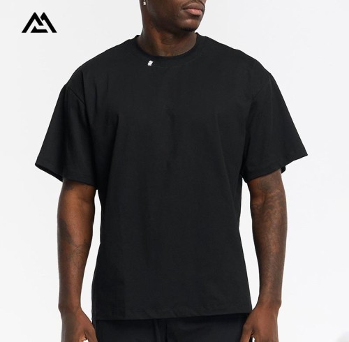 Custom-Engineered Men's Oversized Training Tee | Heavyweight Dropped-Shoulder Gym Top Sourcing for Apparel Brands
