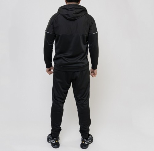 Custom Black Polyester Tracksuit Manufacturer | Men Tracksuit 2 Piece Set Supplier