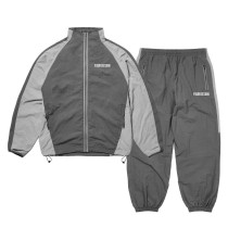 Private Label Gym Tracksuit 2-Piece Set | Wholesale Premium Men's Activewear Clothing Manufacturer