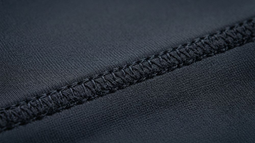 Seam Ergonomics: How to Eliminate Friction Chafing and Seam Pop in Custom Men's Base Layer Tights